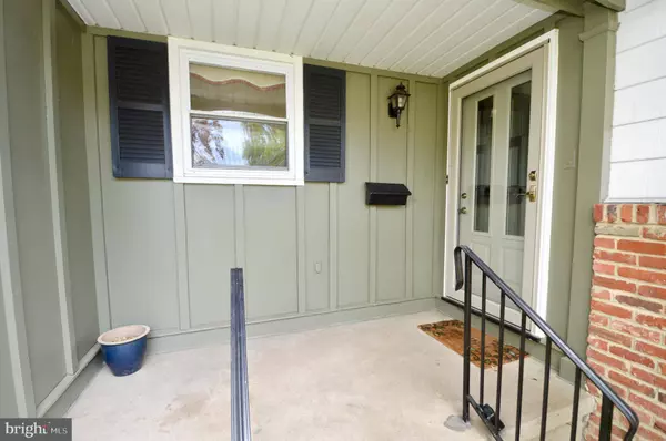 1121 CRANE DR, Cherry Hill, NJ 08003