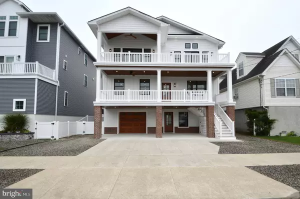 331 W 16TH AVE, Wildwood, NJ 08260