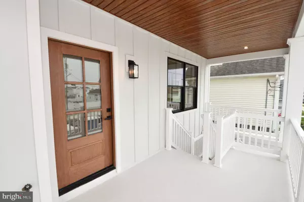 331 W 16TH AVE, Wildwood, NJ 08260