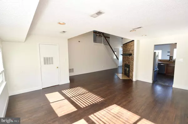 526 CHANTICLEER, Cherry Hill, NJ 08003