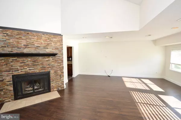 526 CHANTICLEER, Cherry Hill, NJ 08003