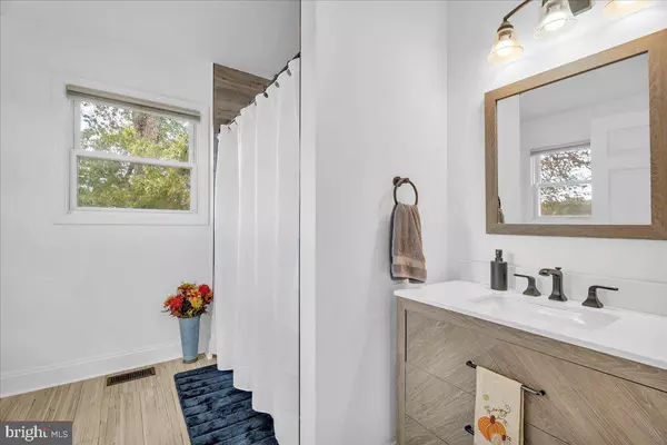 128 CEDAR BROOK RD, Sicklerville, NJ 08081