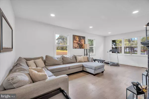 128 CEDAR BROOK RD, Sicklerville, NJ 08081