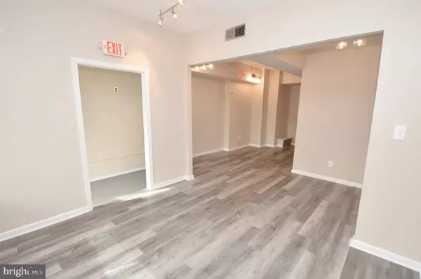 609 WHITE HORSE PIKE, Haddon Township, NJ 08107