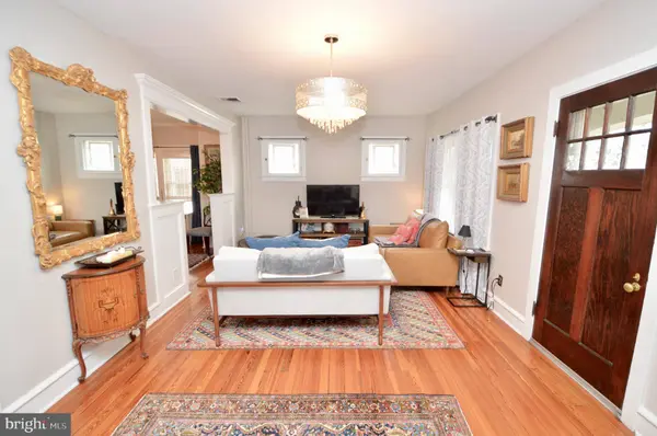 18 10TH AVE, Haddon Heights, NJ 08035