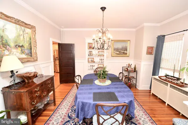 18 10TH AVE, Haddon Heights, NJ 08035