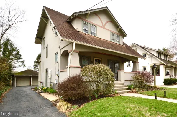 18 10TH AVE, Haddon Heights, NJ 08035