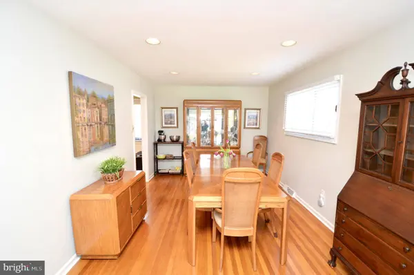 15 N SYRACUSE DR, Cherry Hill, NJ 08034