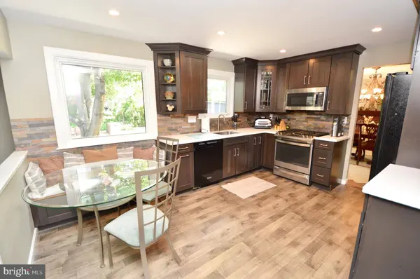 423 OLD ORCHARD RD, Cherry Hill, NJ 08003