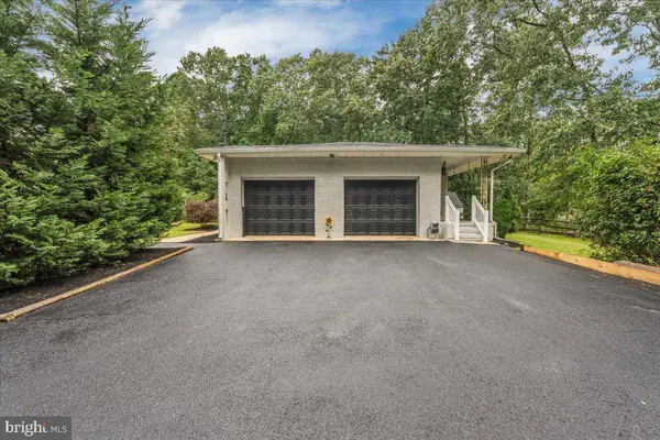 101 ARTHUR AVE, Chesilhurst, NJ 08089
