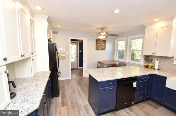 511 VALLEY RUN DR, Cherry Hill, NJ 08002