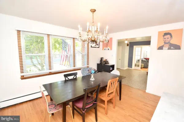 511 VALLEY RUN DR, Cherry Hill, NJ 08002