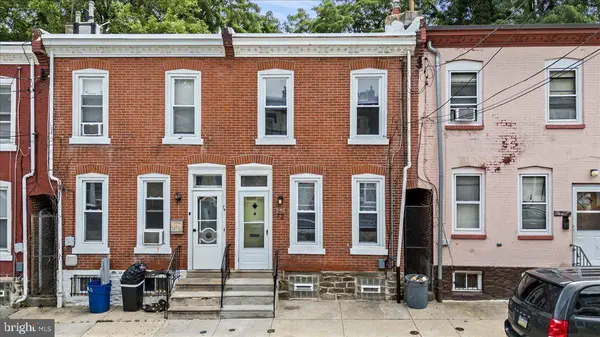 72 E SEYMOUR ST, Philadelphia, PA 19144