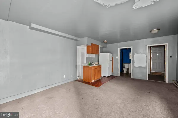 5819 THEODORE ST, Philadelphia, PA 19143