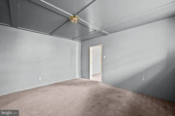 5819 THEODORE ST, Philadelphia, PA 19143