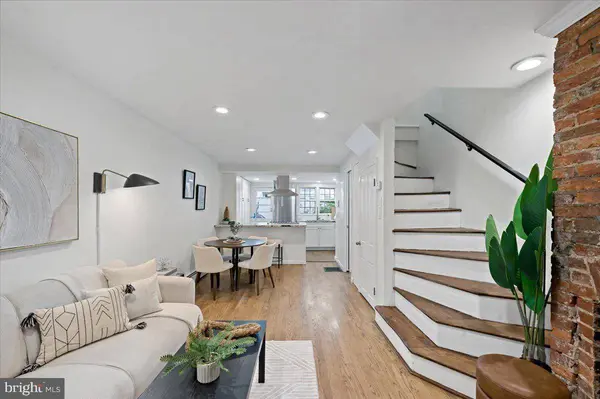 238 S HUTCHINSON ST, Philadelphia, PA 19107