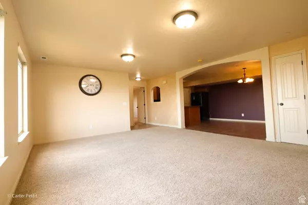 3821 E ROCK CREEK RD #8, Eagle Mountain, UT 84005