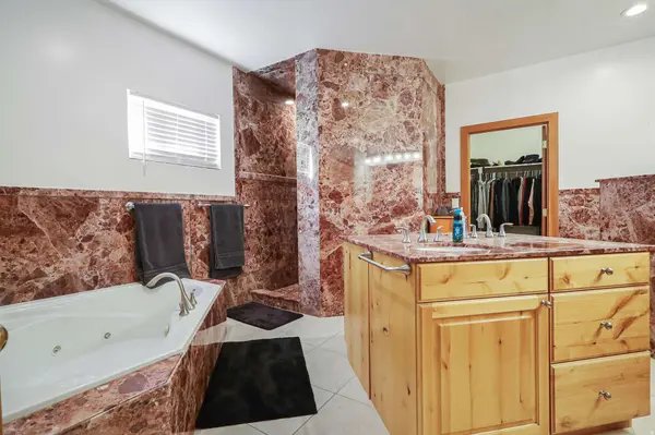 240 DARBY LN, Evanston, WY 82930