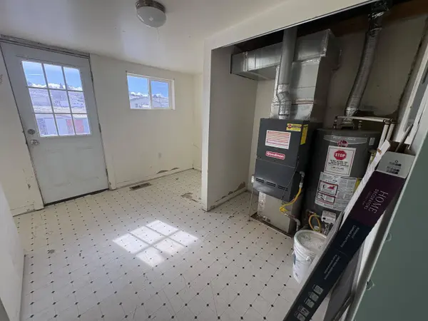 36 Brinton Road, Lyman, WY 82937