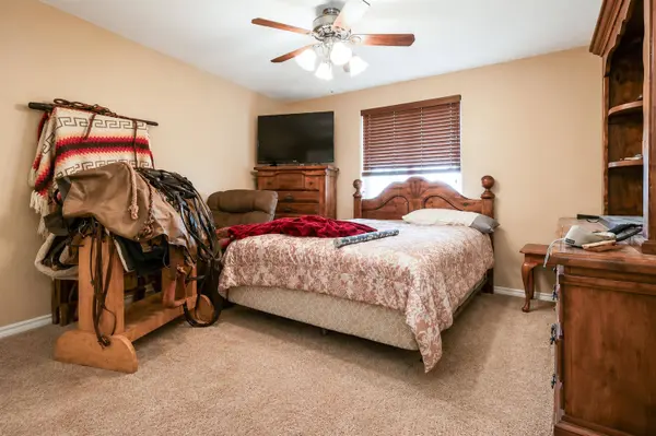 16 Paddock Circle, Bear River, WY 82930