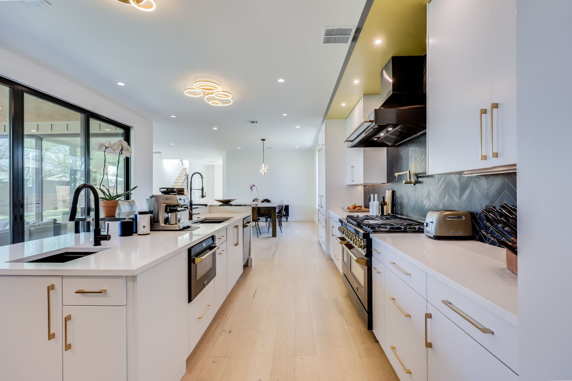Modern kitchen in Austin luxury property staged for sale