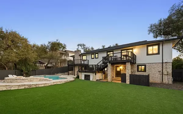 How to Protect Your Mortgage Rate and Your Sanity When Buying a Luxury Home in Austin