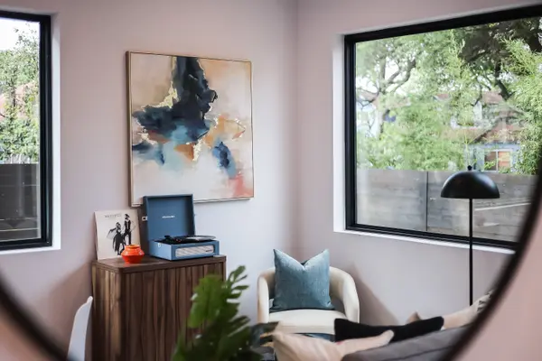 107 Johanna St W #C, Austin, TX 78704-4264