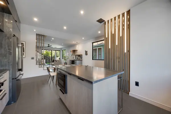 107 Johanna St W #A, Austin, TX 78704-4264