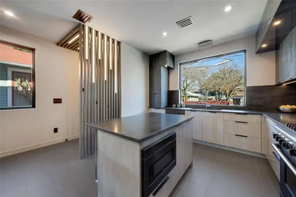 107 W Johanna ST #A, Austin, TX 78704