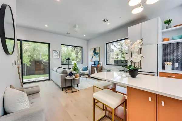 107 W Johanna ST #C, Austin, TX 78704