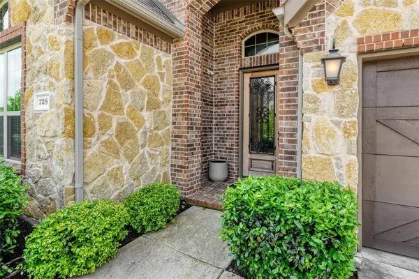 728 Dusty Trail, Little Elm, TX 76227