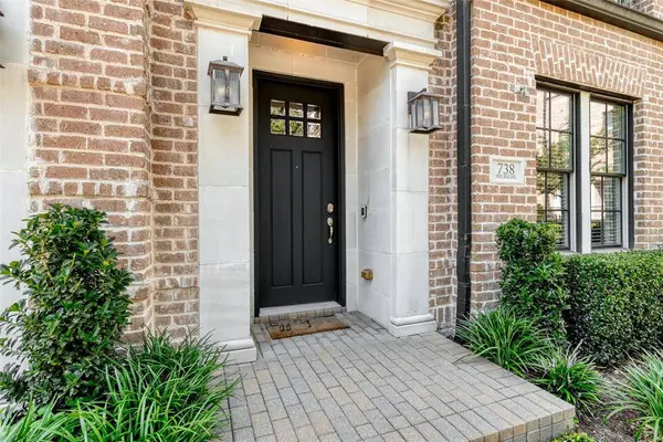738 Will Rice Avenue, Irving, TX 75039