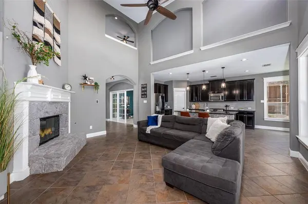 416 Preston Creek Drive, Mckinney, TX 75072