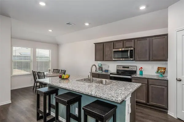 1007 Stockyard Street, Royse City, TX 75189