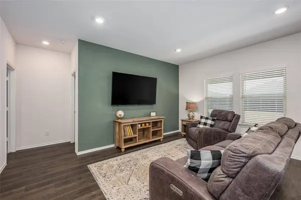 1007 Stockyard Street, Royse City, TX 75189