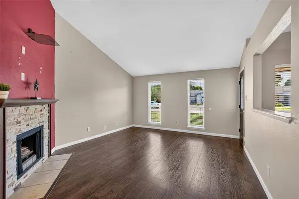 4232 Caldwell Avenue, The Colony, TX 75056
