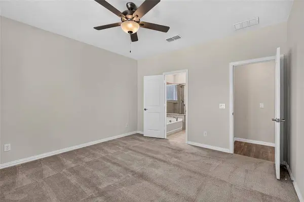 8715 Royal Star Road, Rowlett, TX 75089
