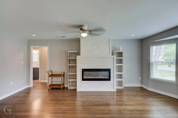 3760 Greenway Place, Shreveport, LA 71105