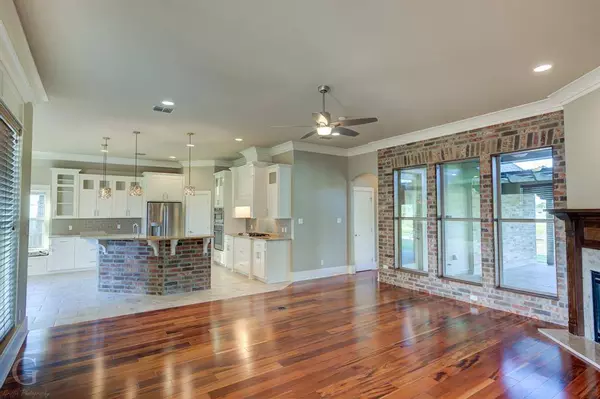 243 Piccadilly Circle, Bossier City, LA 71111