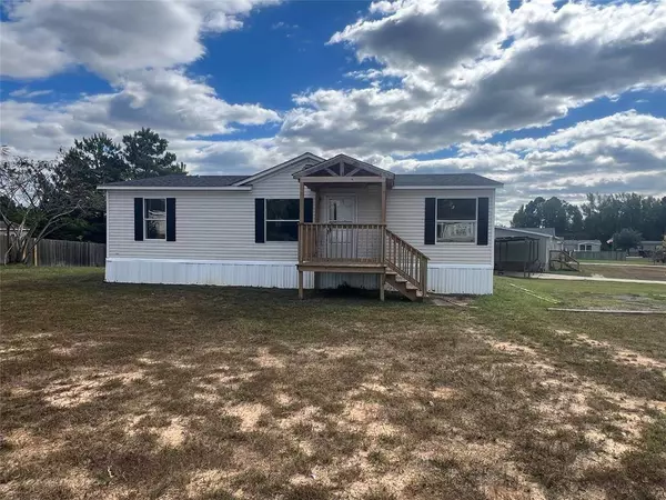 10009 Chestnut Bay Oaks Road, Keithville, LA 71047