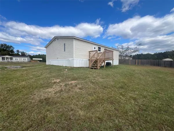 10009 Chestnut Bay Oaks Road, Keithville, LA 71047
