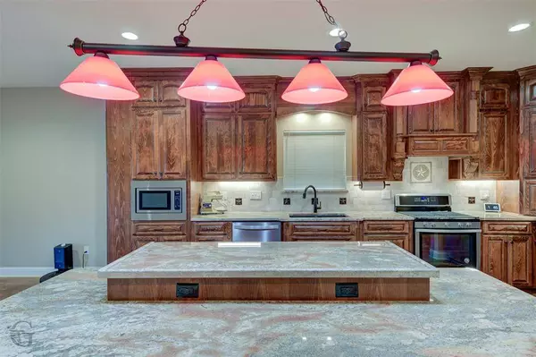 4861 Dixie Garden Loop, Shreveport, LA 71105