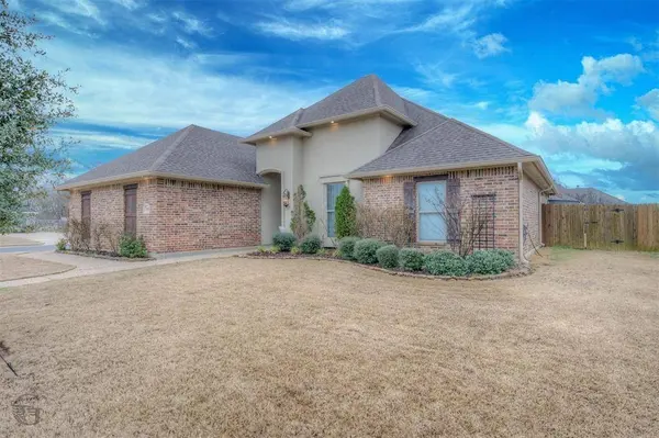 800 Durango Drive, Bossier City, LA 71111