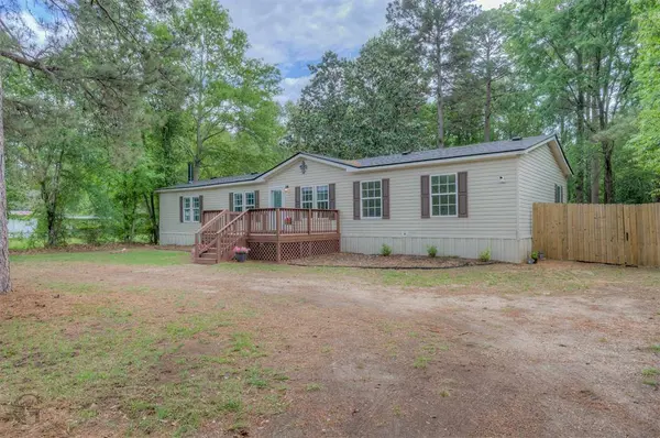 379 Fox Creek Drive, Haughton, LA 71037