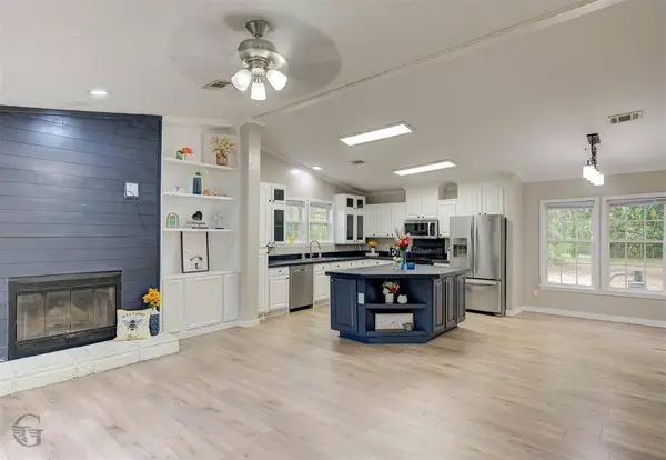 379 Fox Creek Drive, Haughton, LA 71037