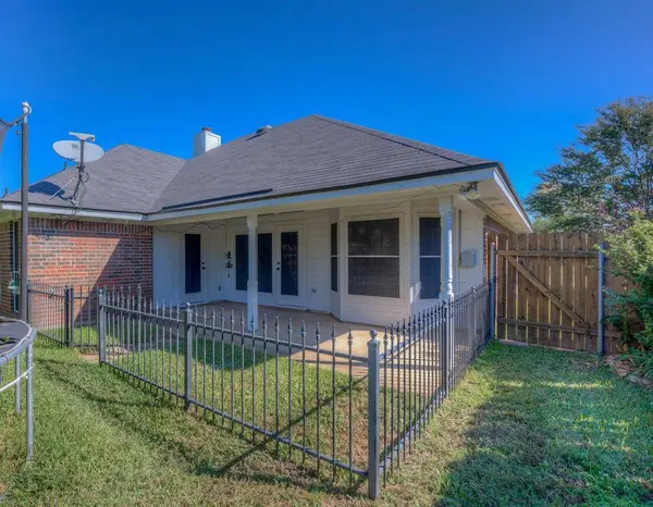 6018 Sandalwood Drive, Bossier City, LA 71111