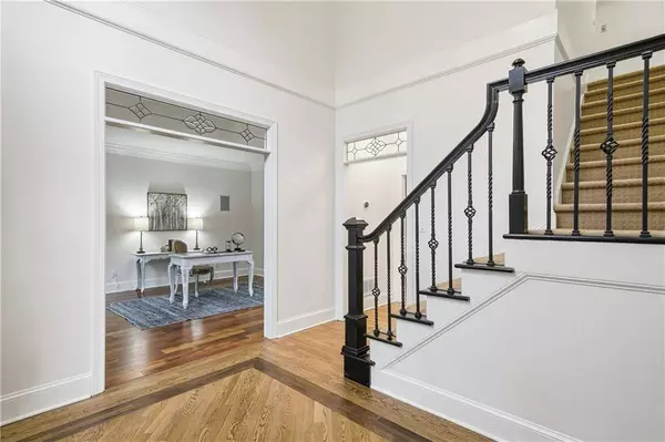 570 Wheatridge BLF, Roswell, GA 30075