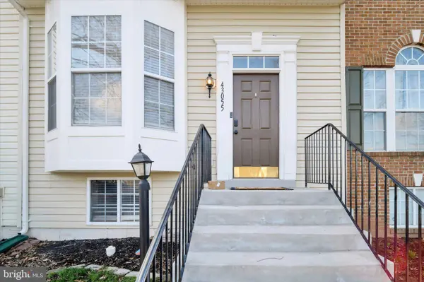 43055 CANDLEWICK SQ, Leesburg, VA 20176
