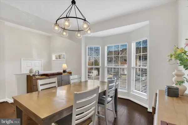 43055 CANDLEWICK SQ, Leesburg, VA 20176
