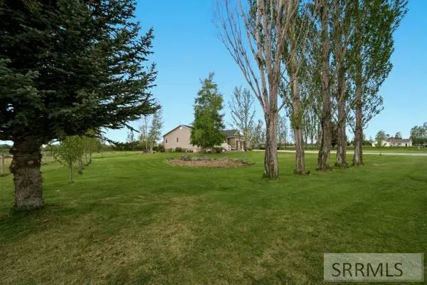 1814 Morning View Dr, Rexburg, ID 83440-2915